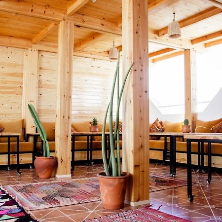 Mouja Surf Camp Vandrehjem Taghazout Eksteriør billede